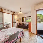 1 Bedroom Awesome In Stintino