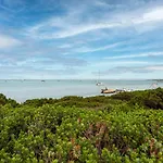 Διαμέρισμα 1 Bedroom Awesome In