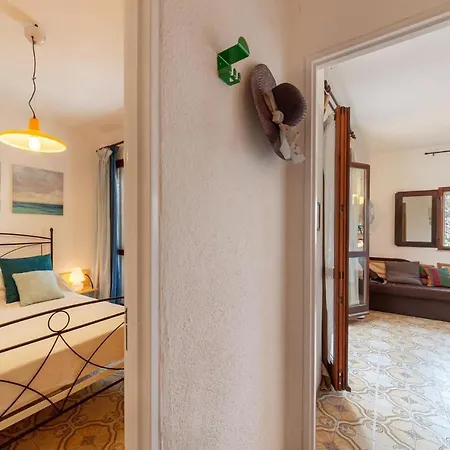 1 Bedroom Awesome In